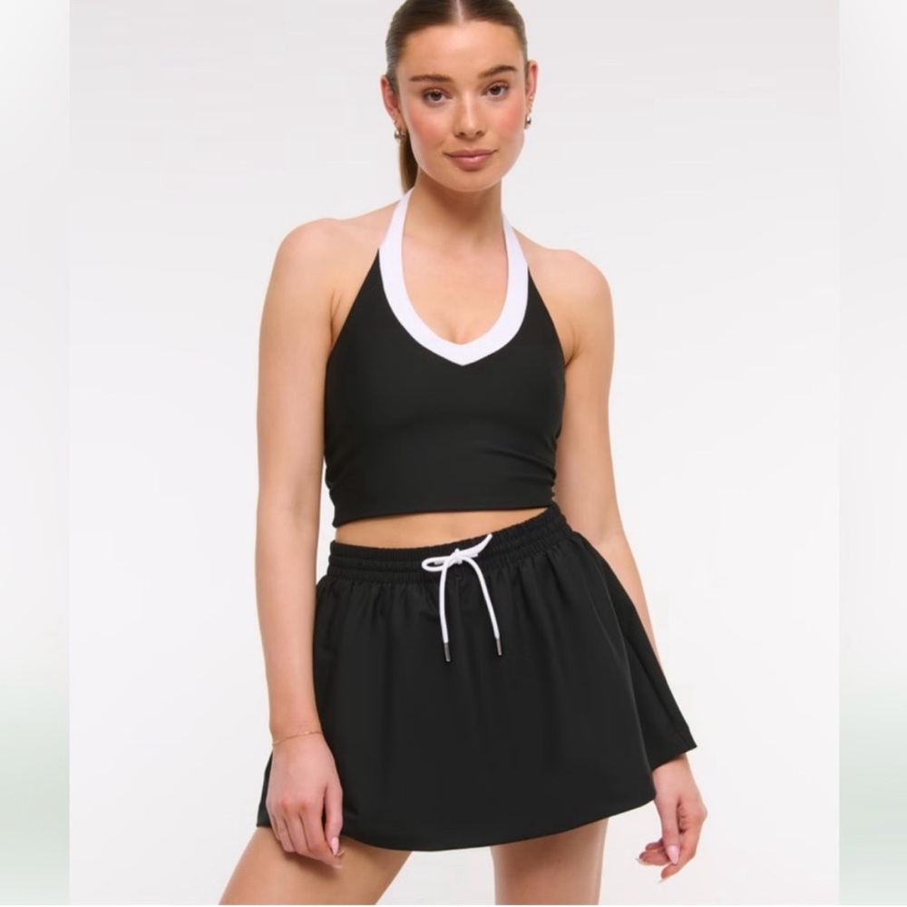 YPB SculptLUX Black Skort